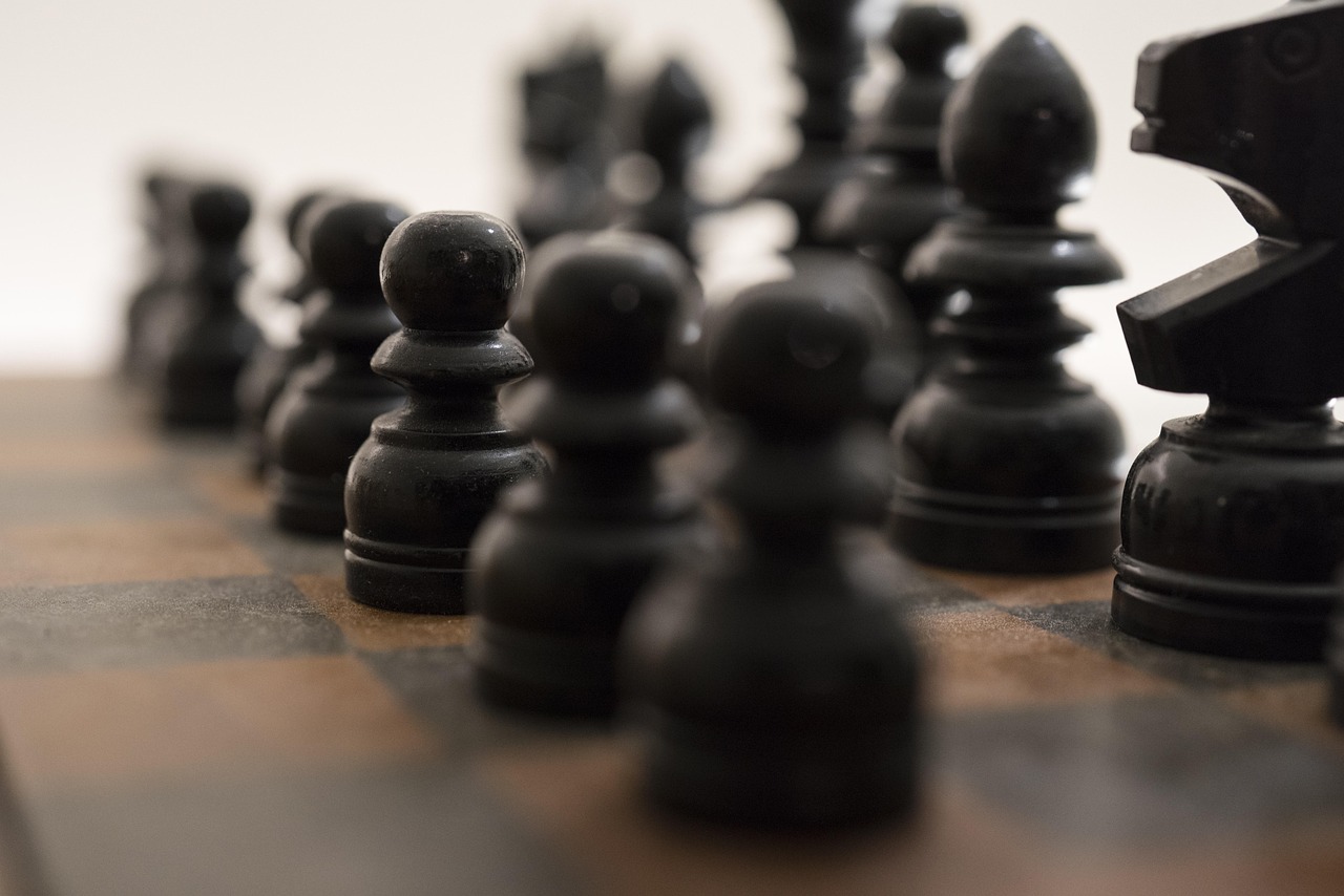 策略與意志的雙重勝利，穩拿比賽，鑄就霸主地位！