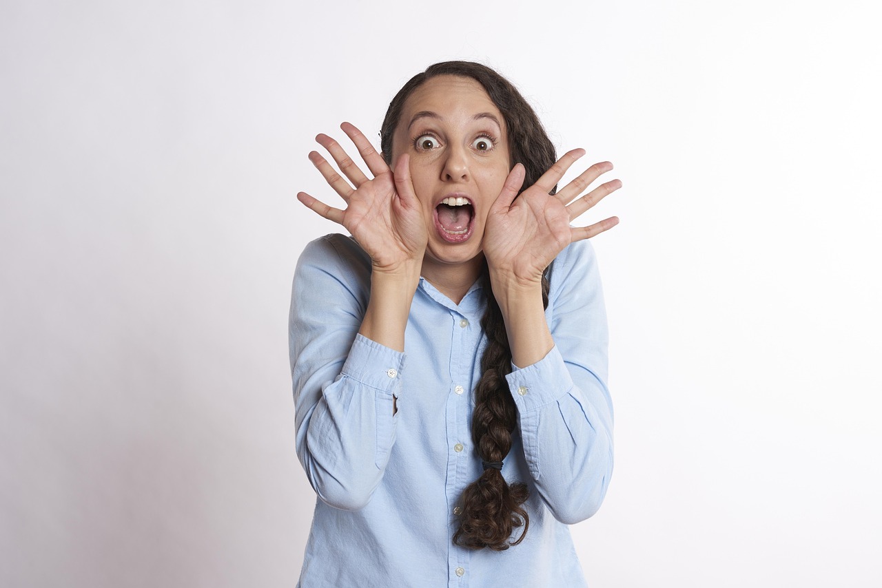 動漫中的打屁股元素與女性角色塑造，探究打屁股動漫女的文化意義與角色特點